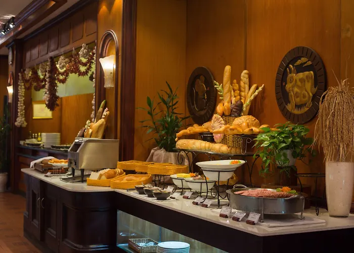 Khách sạn Plaza Hạ Long